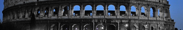 Kolosseum im Abendlicht - Piazza del Colosseo (Rom - IT) - 03 08 2012, 20:48 Uhr